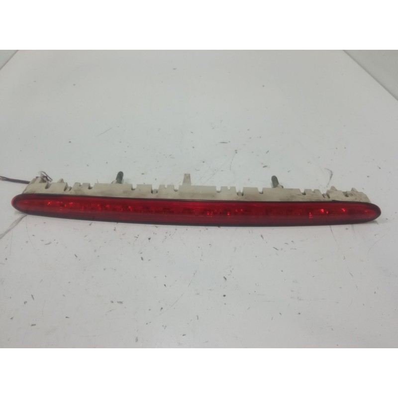 Recambio de luz central de freno para mercedes-benz clk descapotable (a209) clk 200 kompressor (209.442) referencia OEM IAM A209