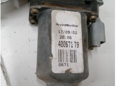 Recambio de elevalunas electrico delantero izquierdo para citroën saxo (s0, s1) 1.5 d referencia OEM IAM  400671T9  2