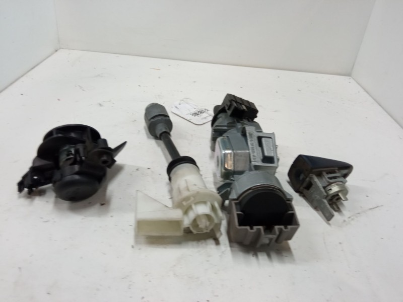 Recambio de kit bombines para ford focus c-max (dm2) 1.6 tdci referencia OEM IAM   