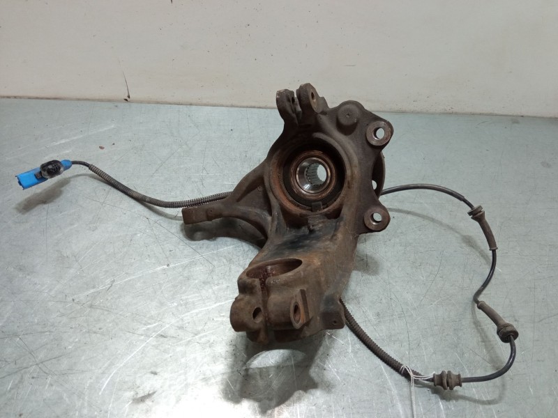 Recambio de mangueta delantera derecha para citroën c4 cactus 1.2 vti 82 referencia OEM IAM   