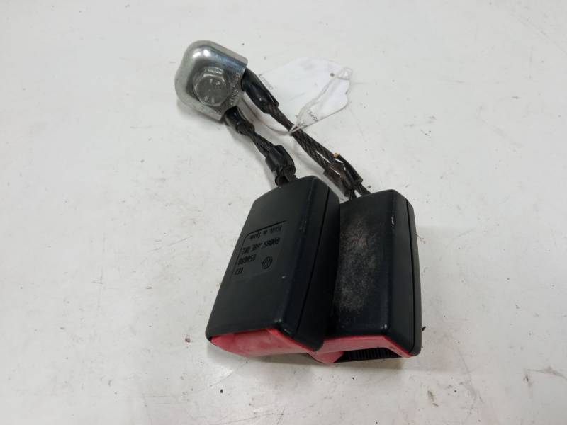 ANCLAJE CINTURON TRASERO IZQUIERDO 