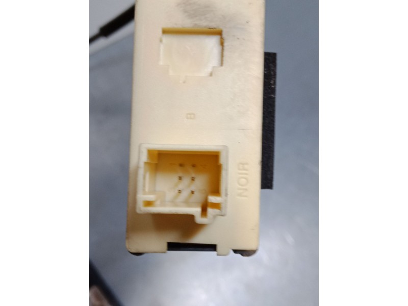 Recambio de elevalunas electrico delantero izquierdo para citroën c4 i (lc_) 1.6 16v referencia OEM IAM   