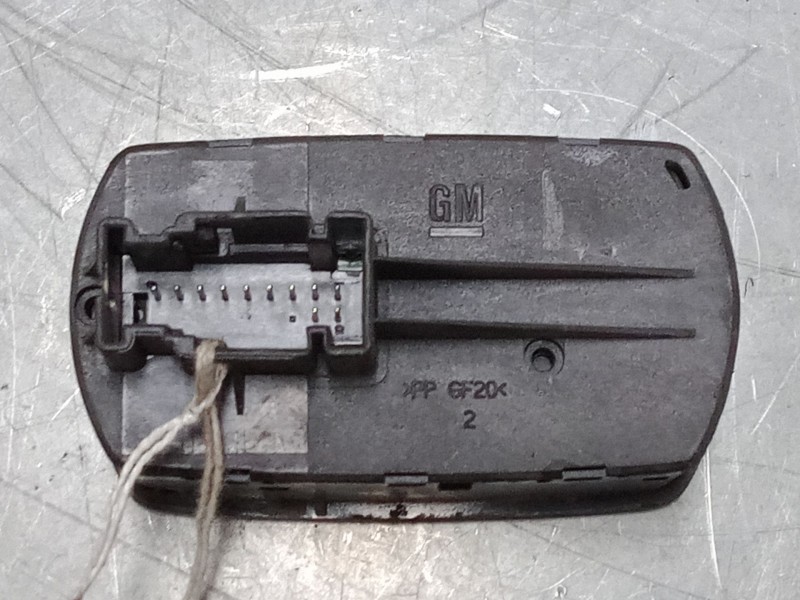 Recambio de mando elevalunas delantero izquierdo para opel corsa d (s07) 1.4 (l08, l68) referencia OEM IAM 13258521AA  