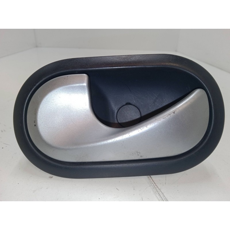 Recambio de maneta interior puerta delantera derecha para renault clio iii (br0/1, cr0/1) 1.5 dci (br17, cr17) referencia OEM IA