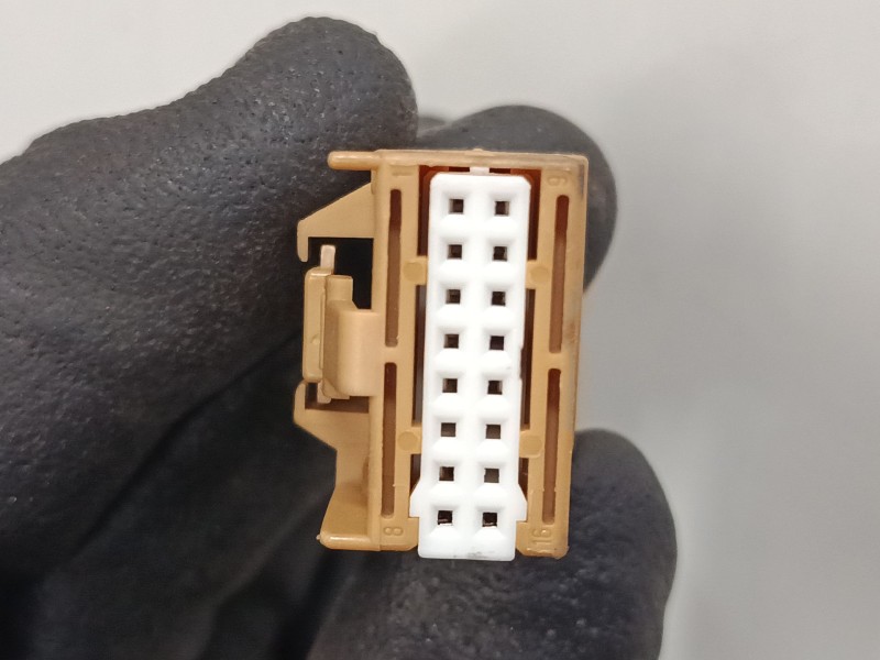 Recambio de retrovisor electrico izquierdo para volkswagen touareg (7la, 7l6, 7l7) 5.0 v10 tdi referencia OEM IAM   