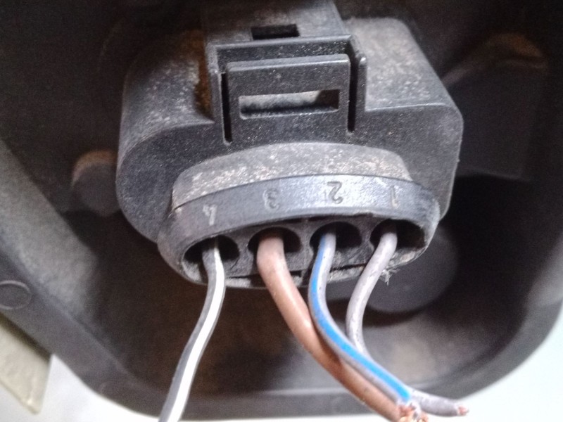 Recambio de piloto trasero izquierdo para volkswagen touareg (7la, 7l6, 7l7) 5.0 v10 tdi referencia OEM IAM   