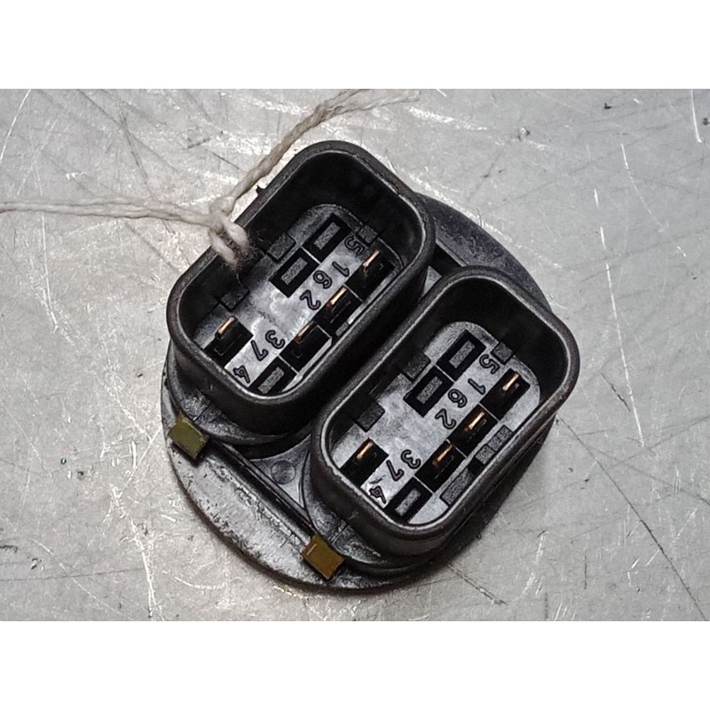 Recambio de mando elevalunas delantero izquierdo para ford fiesta v (jh_, jd_) 1.4 16v referencia OEM IAM   