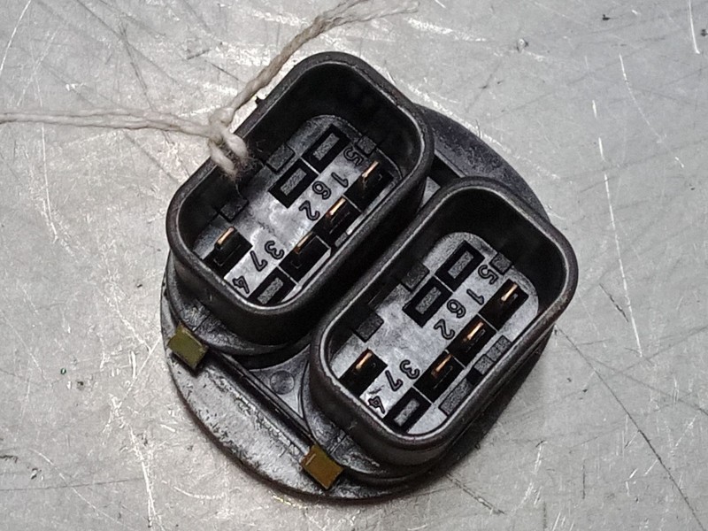 Recambio de mando elevalunas delantero izquierdo para ford fiesta v (jh_, jd_) 1.4 16v referencia OEM IAM   