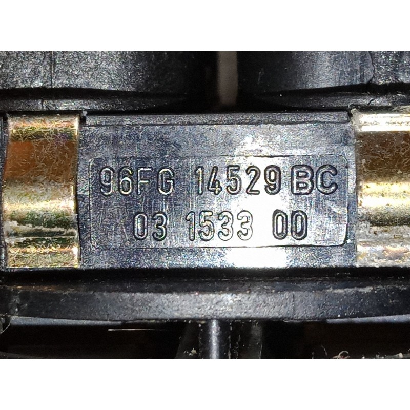 Recambio de mando elevalunas delantero izquierdo para ford fiesta v (jh_, jd_) 1.4 16v referencia OEM IAM   