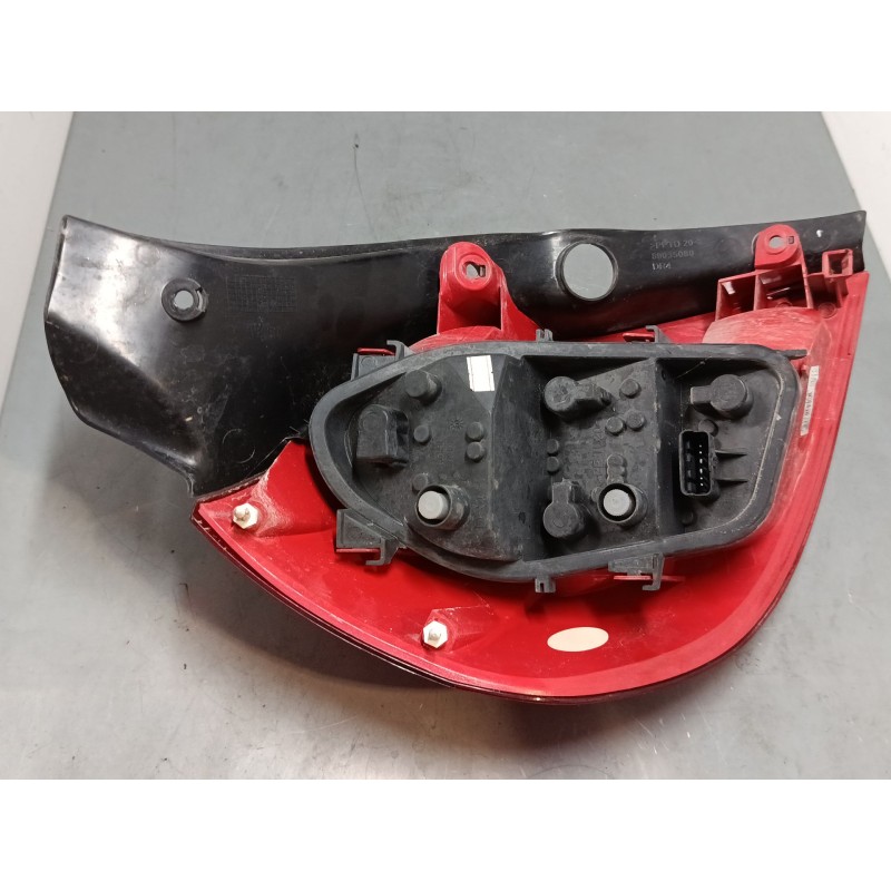 Recambio de piloto trasero derecho para renault clio iii (br0/1, cr0/1) 1.4 16v referencia OEM IAM   