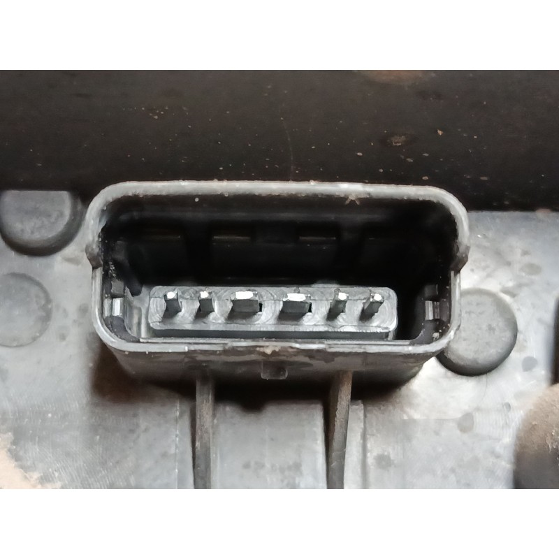 Recambio de piloto trasero derecho para renault clio iii (br0/1, cr0/1) 1.4 16v referencia OEM IAM   