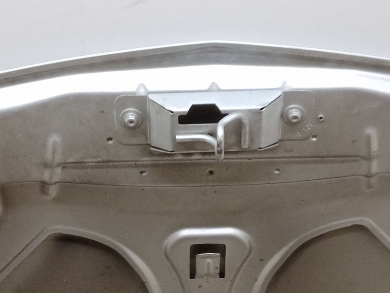 Recambio de capo para renault clio iii (br0/1, cr0/1) 1.4 16v referencia OEM IAM   