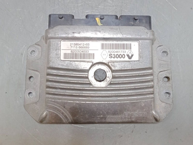 Recambio de centralita motor uce para renault clio iii (br0/1, cr0/1) 1.4 16v referencia OEM IAM 8200504593 8200461733 