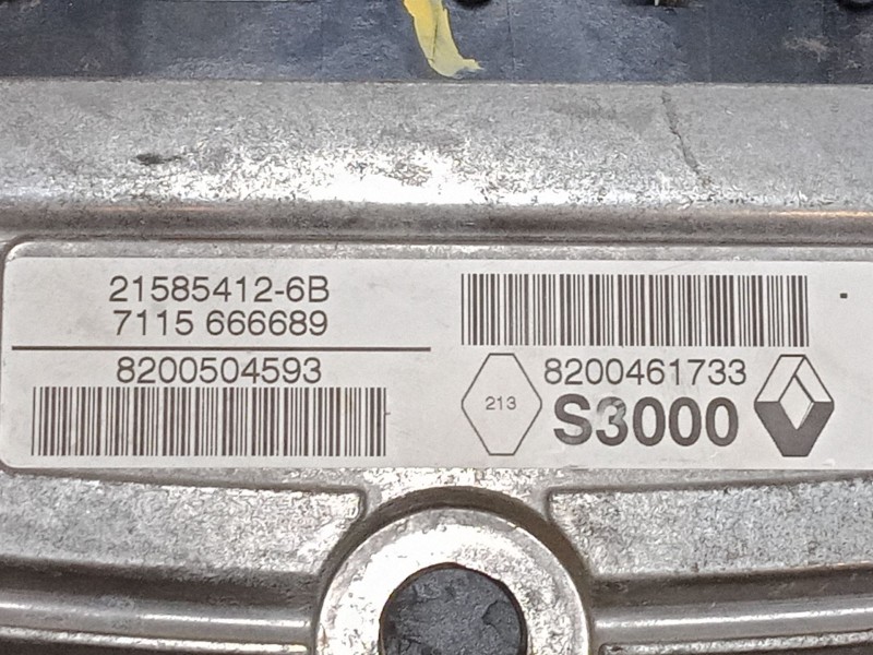 Recambio de centralita motor uce para renault clio iii (br0/1, cr0/1) 1.4 16v referencia OEM IAM 8200504593 8200461733 