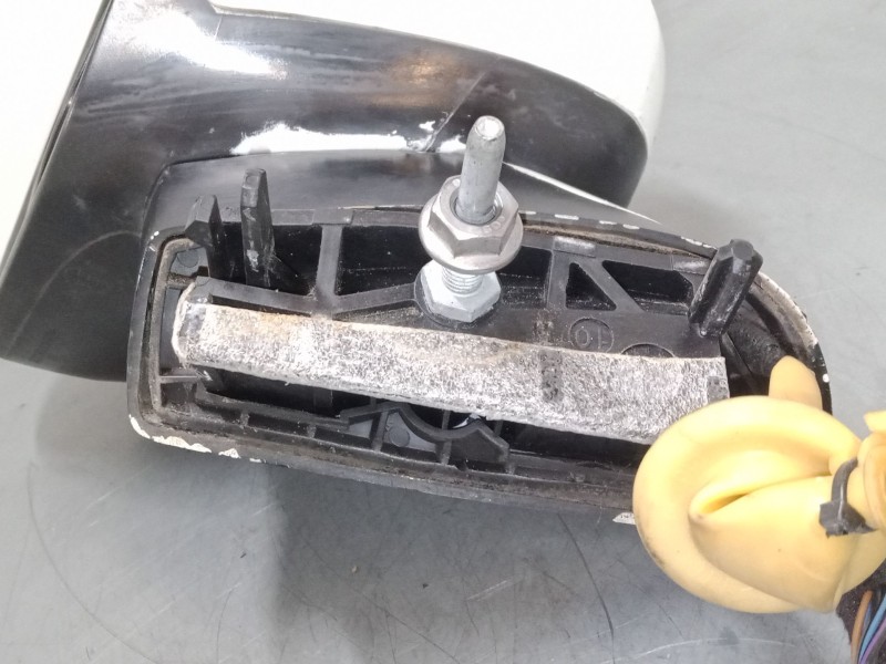 Recambio de retrovisor electrico izquierdo para citroën c4 ii (nc_) 1.6 hdi 110 referencia OEM IAM   