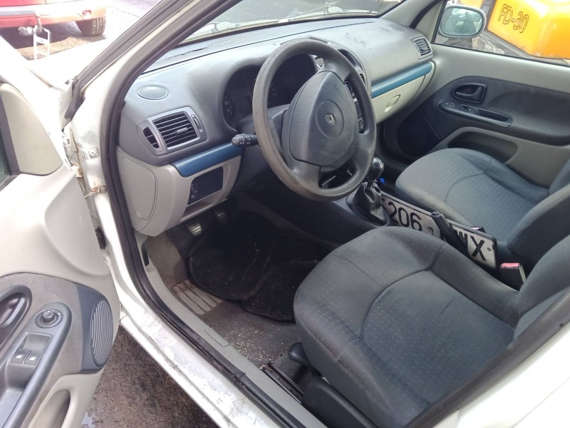 renault clio ii (bb_, cb_) del año 2004