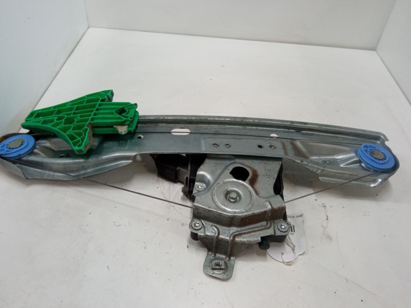 Recambio de elevalunas electrico trasero derecho para opel astra j (p10) 2.0 cdti (68) referencia OEM IAM   