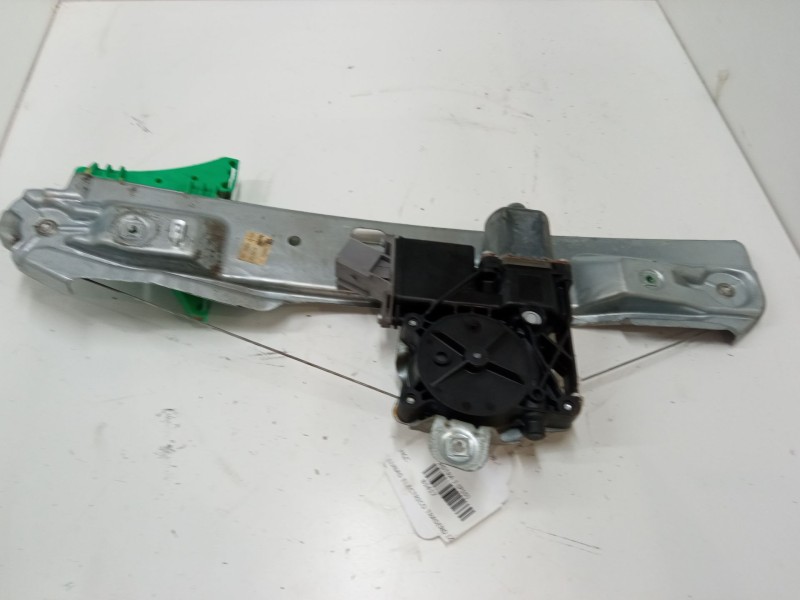 Recambio de elevalunas electrico trasero izquierdo para opel astra j (p10) 2.0 cdti (68) referencia OEM IAM   