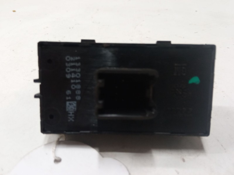 Recambio de mando elevalunas trasero derecho para opel astra j (p10) 2.0 cdti (68) referencia OEM IAM   