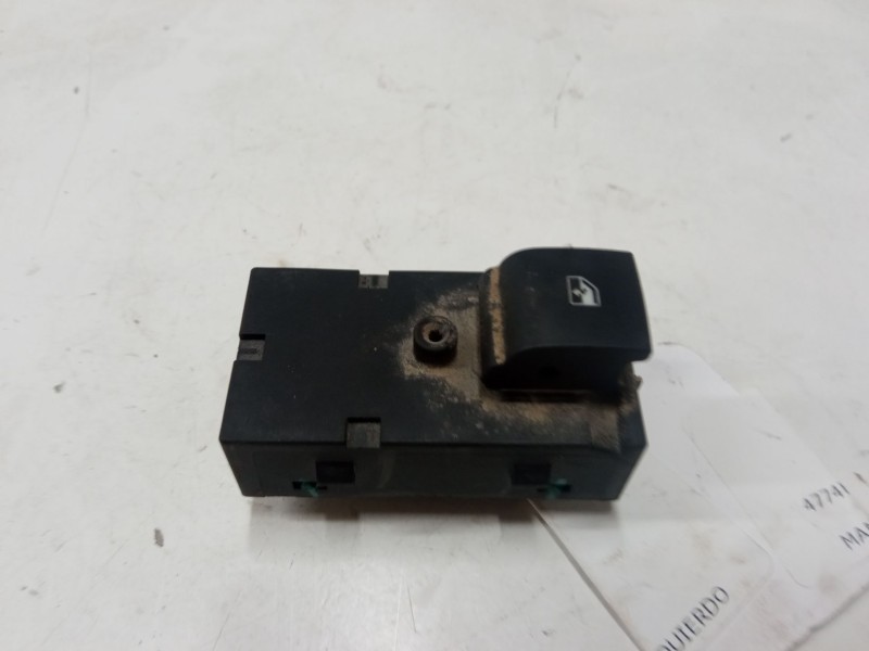 Recambio de mando elevalunas trasero izquierdo para opel astra j (p10) 2.0 cdti (68) referencia OEM IAM   