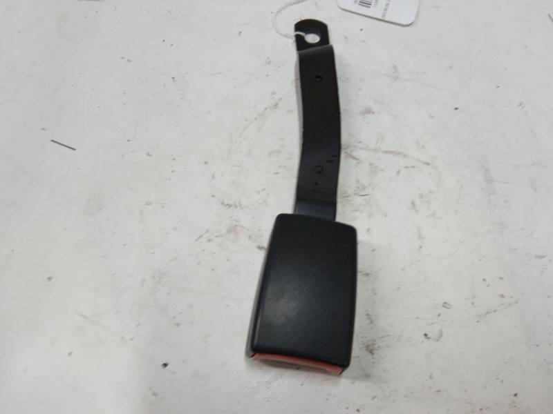 ANCLAJE CINTURON DELANTERO IZQUIERDO 