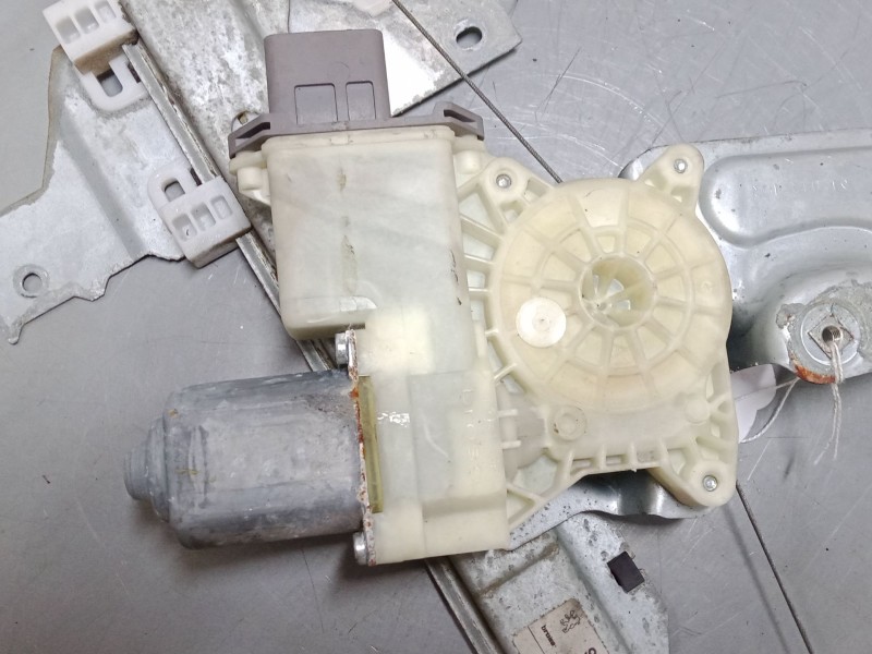 Recambio de elevalunas electrico delantero izquierdo para peugeot 5008 (0u_, 0e_) 1.6 bluehdi 120 referencia OEM IAM 9682808980 