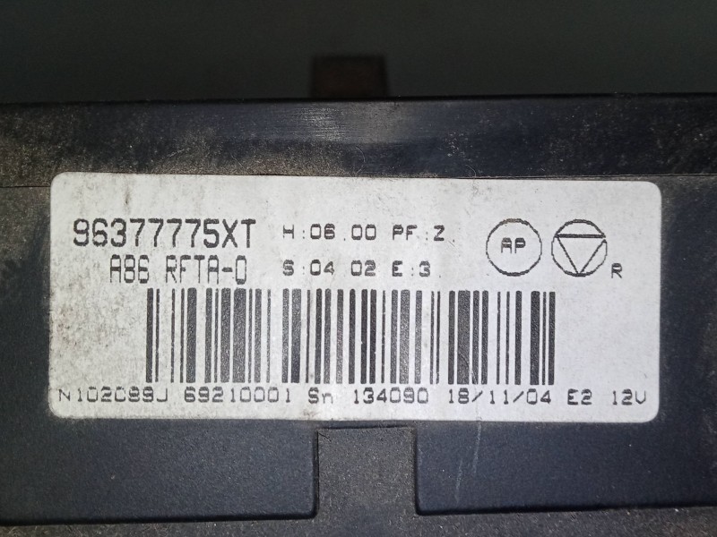 Recambio de mando climatizador para citroën c3 pluriel (hb_) 1.4 hdi referencia OEM IAM 96377775XT  