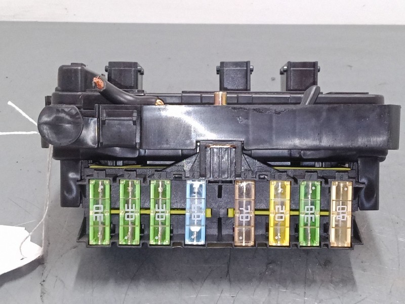 Recambio de caja reles / fusibles para citroën c3 pluriel (hb_) 1.4 hdi referencia OEM IAM 9643498780 T118470004K 