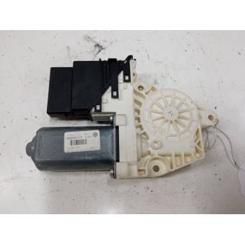 MOTOR ELEVALUNA TRASERO DERECHO 