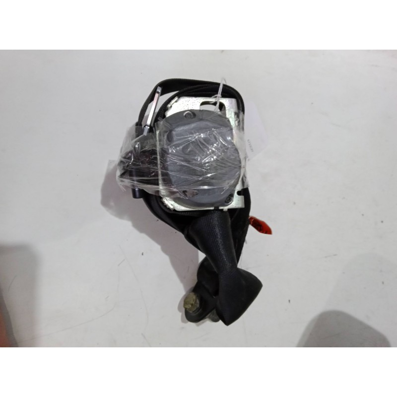 Recambio de cinturon seguridad trasero izquierdo para alfa romeo 147 (937_) 1.9 jtd (937.axd1a, 937.bxd1a) referencia OEM IAM   