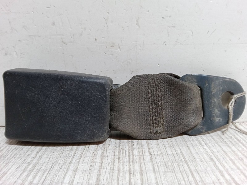 Recambio de anclaje cinturon trasero izquierdo para citroën c3 i (fc_, fn_) 1.4 i referencia OEM IAM   