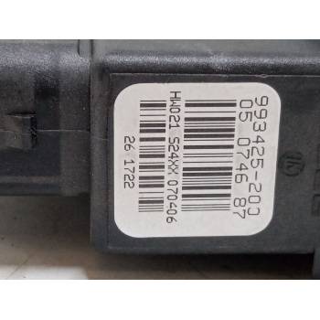 MOTOR ELEVALUNA TRASERO DERECHO 