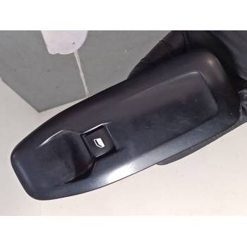 MANDO ELEVALUNAS DELANTERO DERECHO 96751118ZD 