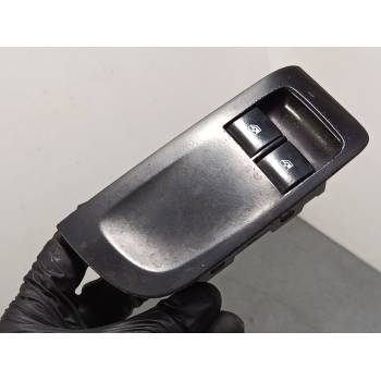 MANDO ELEVALUNAS DELANTERO IZQUIERDO 13305978 
