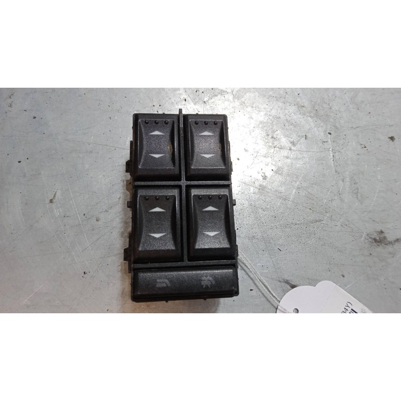 Recambio de mando elevalunas delantero izquierdo para ford mondeo iii sedán (b4y) 2.0 16v referencia OEM IAM 1S7T14A132BD  