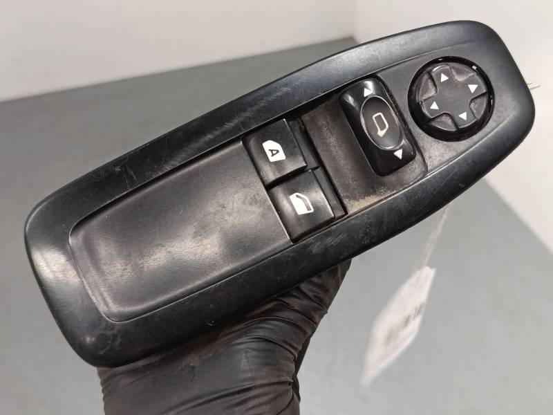 MANDO ELEVALUNAS DELANTERO IZQUIERDO 96751127ZD 