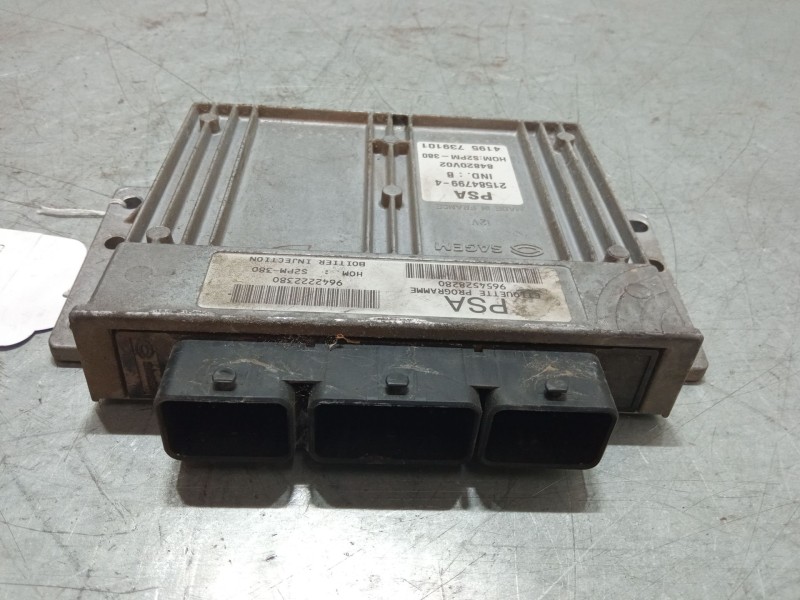 Recambio de centralita motor uce para citroën c3 i (fc_, fn_) 1.4 i referencia OEM IAM 9642222380  