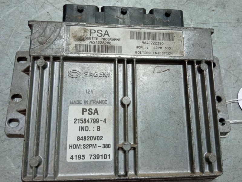 Recambio de centralita motor uce para citroën c3 i (fc_, fn_) 1.4 i referencia OEM IAM 9642222380  