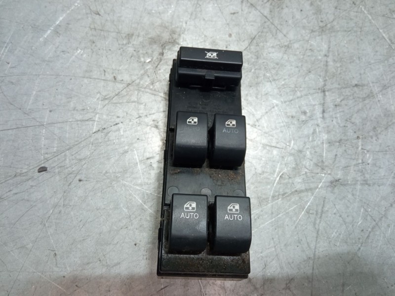 Recambio de mando elevalunas delantero izquierdo para kia cee´d hatchback (ed) 1.6 referencia OEM IAM   