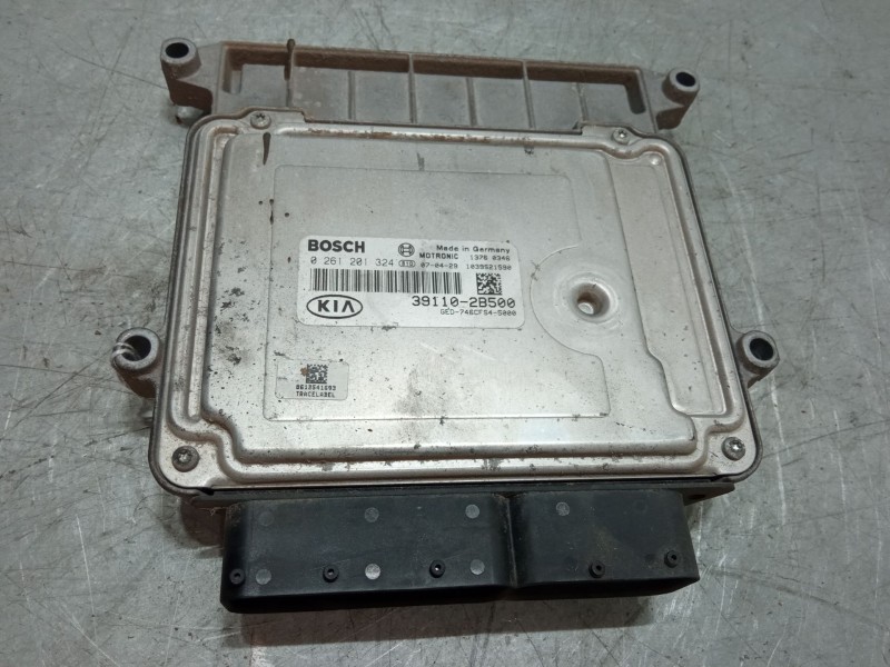 Recambio de centralita motor uce para kia cee´d hatchback (ed) 1.6 referencia OEM IAM 391102B500 0261201324 