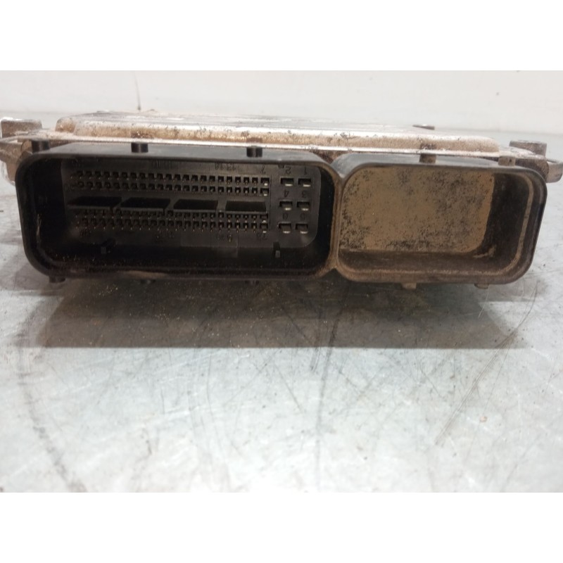 Recambio de centralita motor uce para kia cee´d hatchback (ed) 1.6 referencia OEM IAM 391102B500 0261201324 