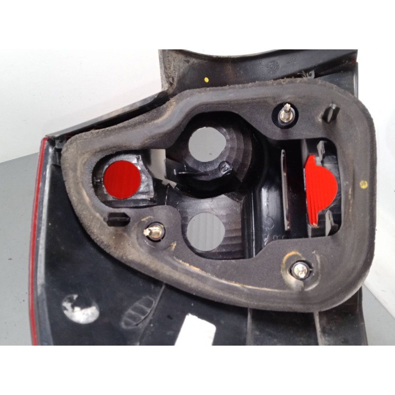 Recambio de piloto trasero derecho para renault megane ii sedán (lm0/1_) 1.5 dci (lm1e) referencia OEM IAM   