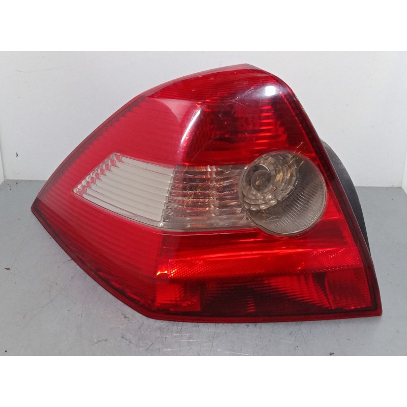 Recambio de piloto trasero izquierdo para renault megane ii sedán (lm0/1_) 1.5 dci (lm1e) referencia OEM IAM   