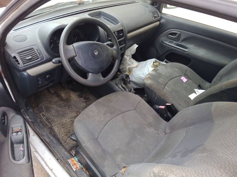 renault clio ii (bb_, cb_) del año 2004