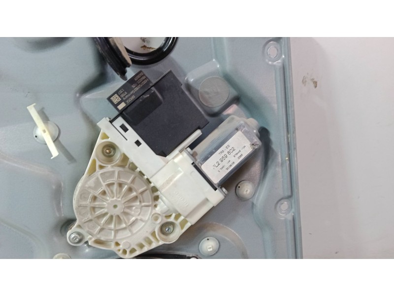 Recambio de elevalunas electrico izquierdo 3p para seat ibiza iii (6l1) 1.9 tdi referencia OEM IAM 6L2959802  
