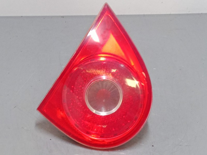 Recambio de piloto trasero porton izquierdo para volkswagen golf v (1k1) 2.0 tdi referencia OEM IAM 1K6945093G  