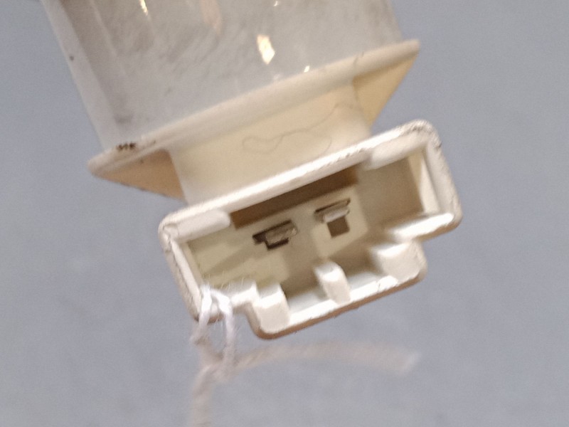 Recambio de piloto trasero porton izquierdo para volkswagen golf v (1k1) 2.0 tdi referencia OEM IAM 1K6945093G  