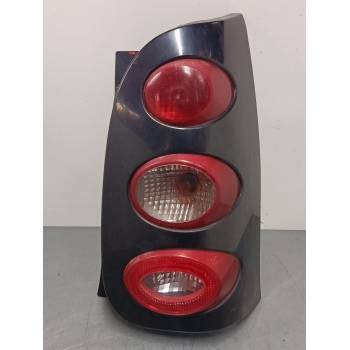 PILOTO TRASERO DERECHO 0011645 