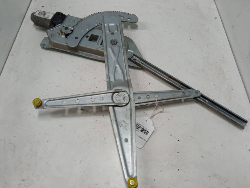 ELEVALUNAS ELECTRICO DELANTERO DERECHO 