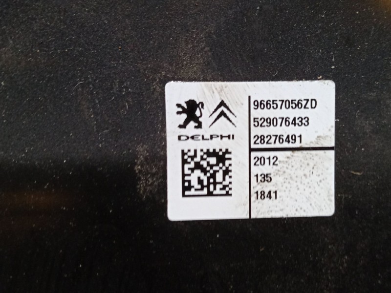 Recambio de mando elevalunas delantero derecho para citroën c4 ii (nc_) 1.6 hdi 90 referencia OEM IAM   